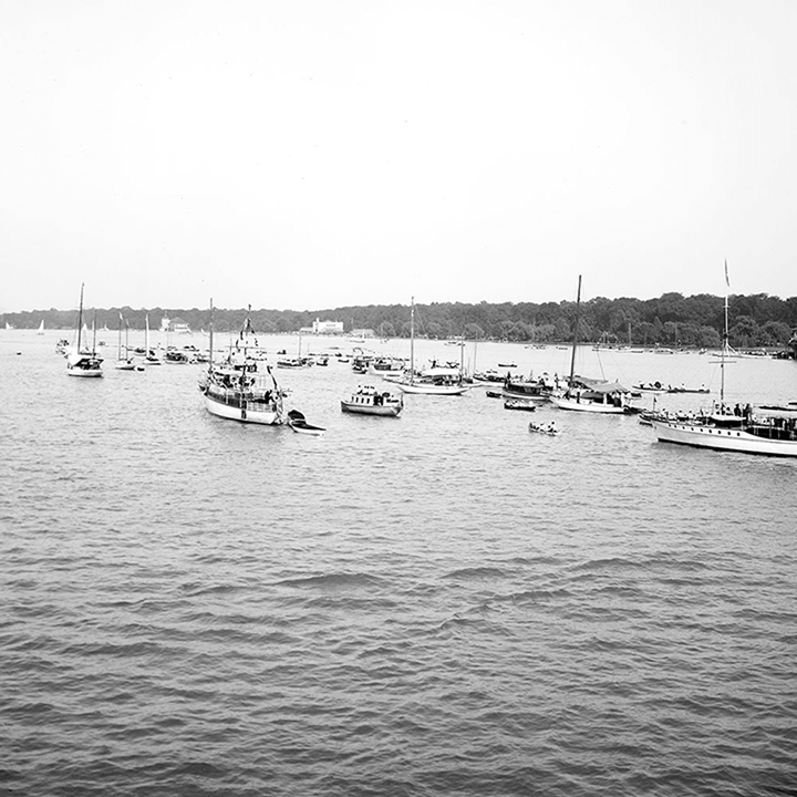 Belle Isle Boating <br> Vintage Detroit - The Detroit Wallpaper Co.